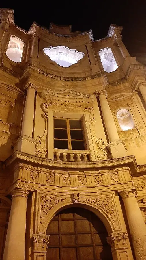 Kasevì Relais Suite Noto Bed & Breakfast